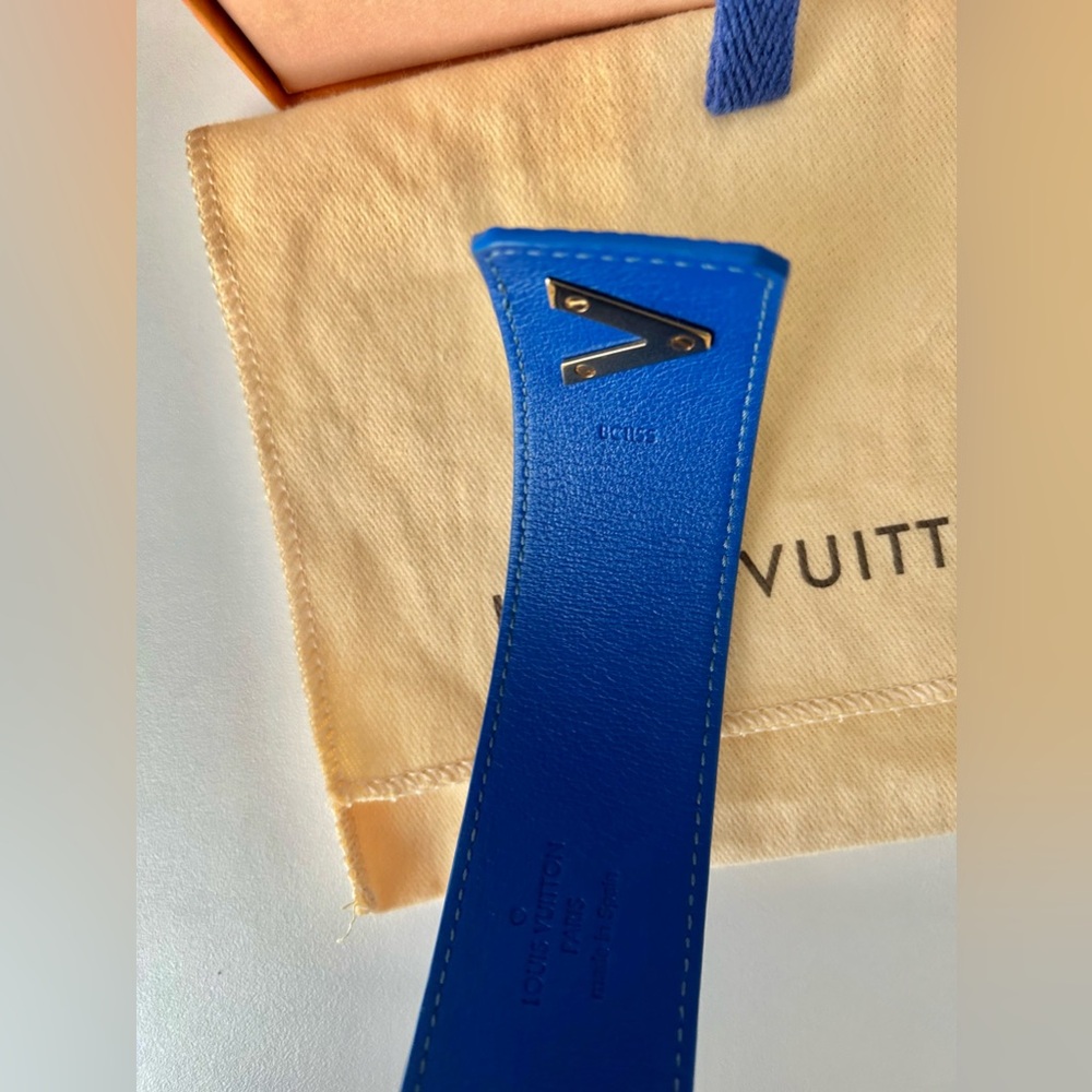 LOUIS VUITTON Twist Bracelet - Picture 5 of 7